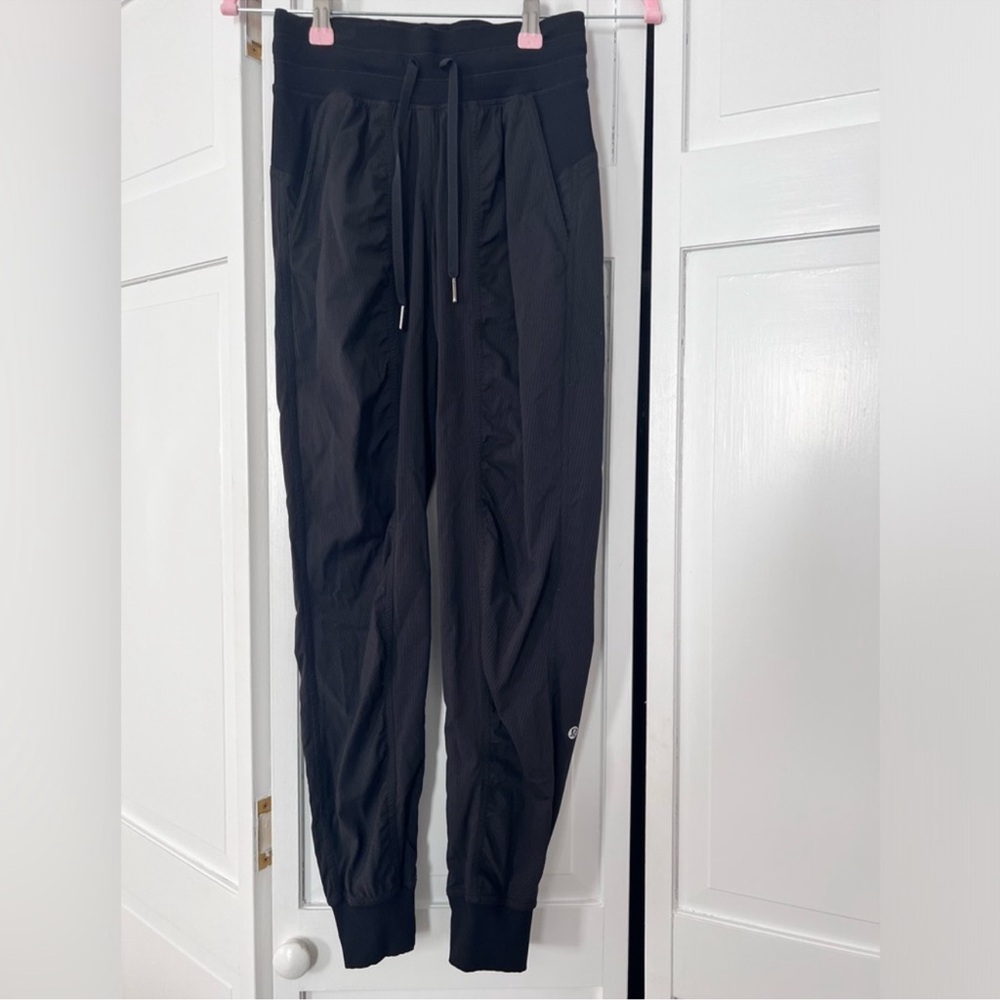 Lululemon Dance Studio Joggers sz 0